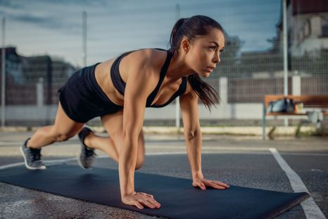 El secreto para tener un abdomen plano desde casa. El secreto para tener un abdomen plano desde casa.
