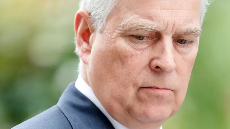 Foto: GETTY IMAGES. El príncipe Andrés le dijo a la BBC que conoció a Jeffrey Epstein a través de Ghislaine Maxwell.