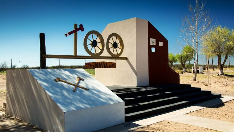 Navia conserva la huella de un pueblo nacido al calor del ferrocarril en el sur de San Luis. Navia conserva la huella de un pueblo nacido al calor del ferrocarril en el sur de San Luis.