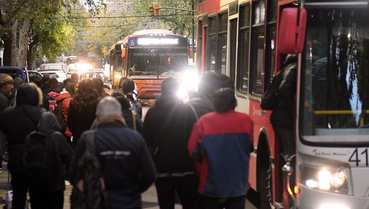 El Ministerio de Capital Humano dictó en la tarde de este viernes la conciliación obligatoria tras el anuncio del paro que había realizado la UTA. Foto: MDZ