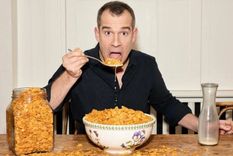 El doctor Chris van Tulleken aboga por una mayor regulación de los alimentos ultraprocesados. Foto: Jonny Storey 2023 El doctor Chris van Tulleken aboga por una mayor regulación de los alimentos ultraprocesados. Foto: Jonny Storey 2023