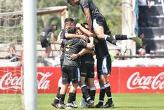 El Lobo sigue en el Reducido. Foto: Télam