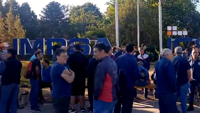 Empleados de IMPSA. Foto: Captura de video