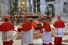 La IA nombró tres posibles sucesores de Francisco. Foto: EFE La IA nombró tres posibles sucesores de Francisco. Foto: EFE