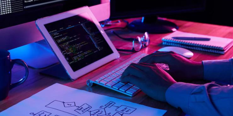 Los profesionales especializados en tecnología son los más buscados Foto: Freepik