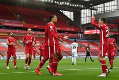 el leeds de bielsa hizo sudar al liverpool, que lo gano sobre el final