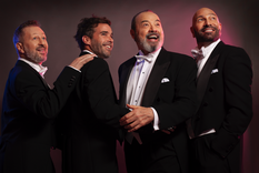 Nicolás Scarpino, Nicolás Cabré, Jorge Suárez y Freddy Villarreal protagonizan Los Mosqueteros del rey. Foto: Gentileza Agencia Raquel Flotta