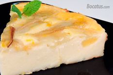 Tarta dulce de peras y crema Tarta dulce de peras y crema sin azúcar Foto: YouTube - Bocatus