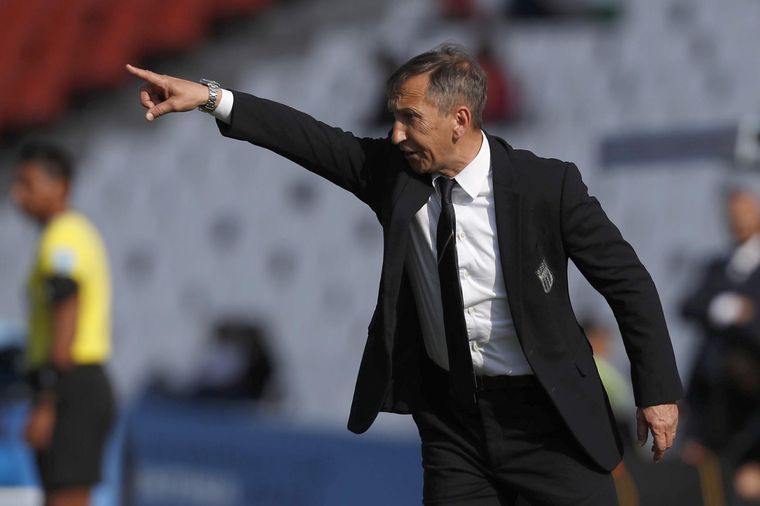 Carmine Nunziata, DT de Italia. Foto: EFE