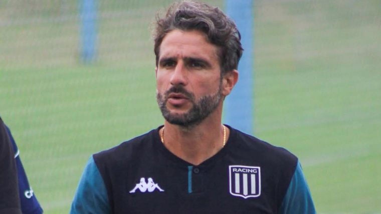 Gonzalo García, el ayudante de la Sexta División de Racing que fue despedido del club.&nbsp;