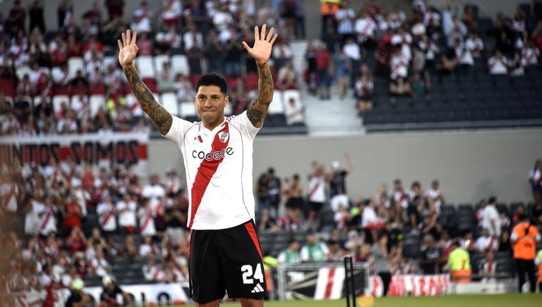 Enzo Pérez a un paso de un equipo que jugará la Copa Libertadores. Foto: Juan Mateo Aberastain Zubimendi / MDZ.