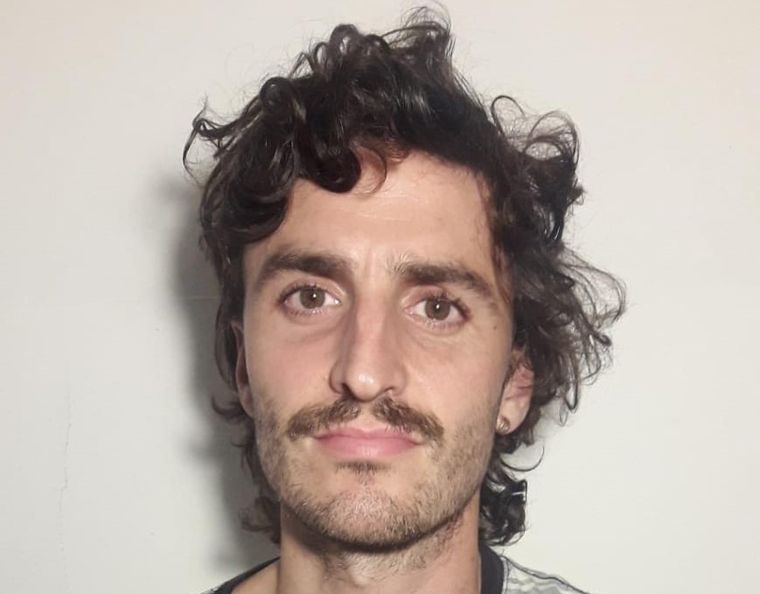 Músico indie, escritor nada indie. Un artista de variedades. Músico indie, escritor nada indie. Un artista de variedades.