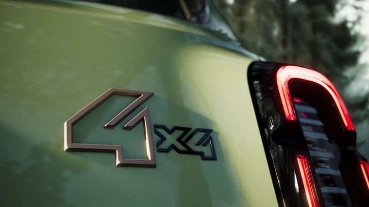 Tomando la base de Renault 4 E-Tech eléctrico e inspirándose en un estilo elegante y aventurero, la marca ha creado el Renault 4 Savane 4x4 Concept.