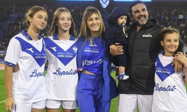 Micaela Viciconte habló de su fuerte vínculo con las hijas de Nicole Neumann y Fabián Cubero La influencer se refirió también al conflicto entre la modelo e Indiana Foto: @micaviciconte