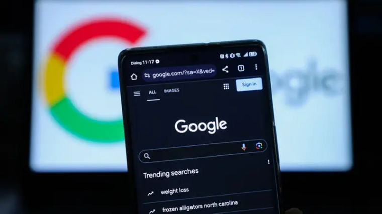 Desde septiembre de 2023, Google implementó varios cambios en su algoritmo que hicieron perder audiencia a las páginas de editores independientes. Foto: GETTY IMAGES