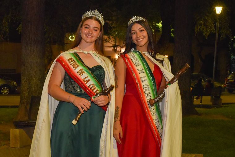Candela Debeta Reina de la colectividad Italiana 2025, Sheila Sánchez Vireina colectividad Italiana. Candela Debeta Reina de la colectividad Italiana 2025, Sheila Sánchez Vireina colectividad Italiana.