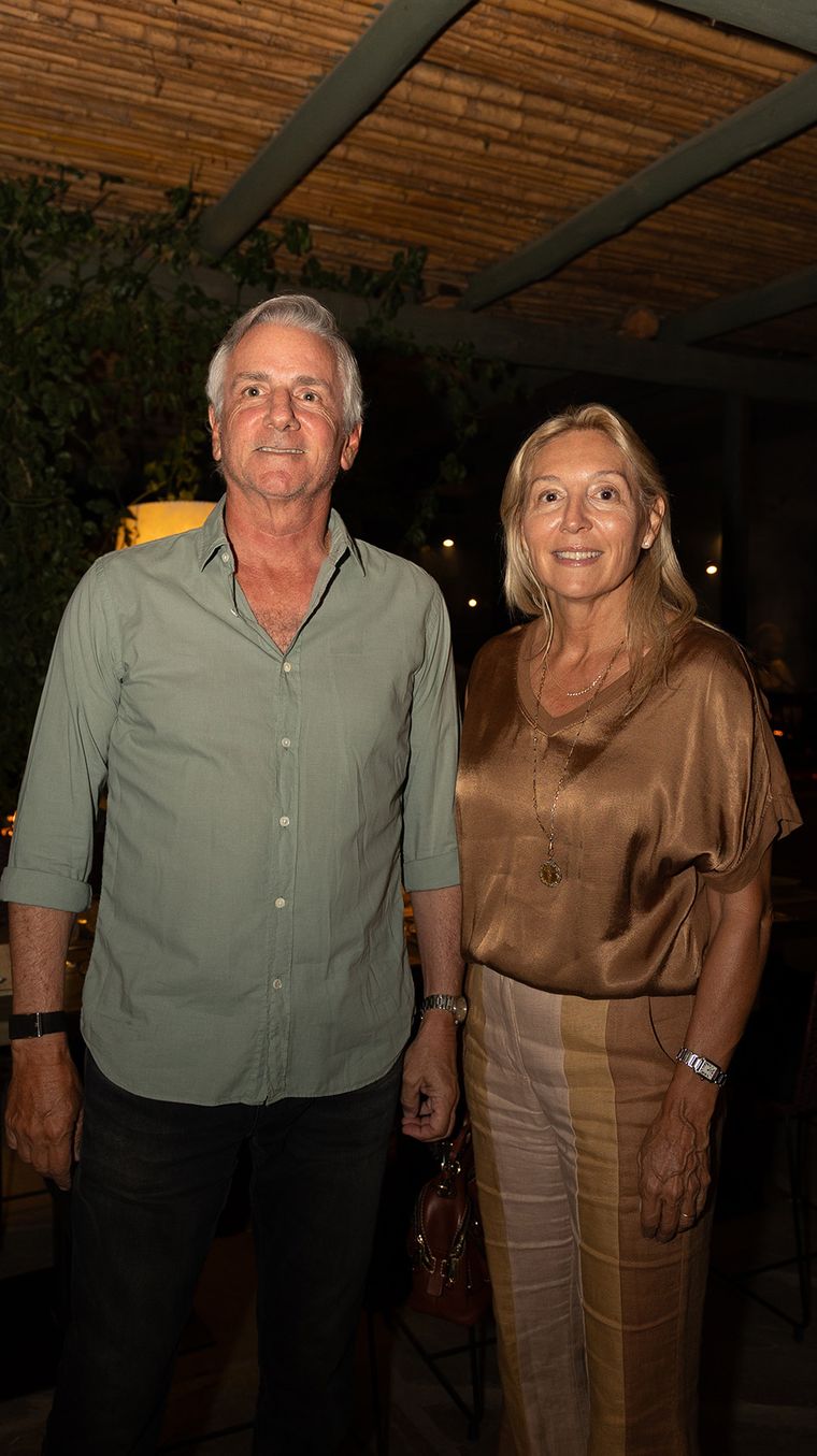 Daniela Saguier fue a disfrutar de Gurisa con su marido. Daniela Saguier fue a disfrutar de Gurisa con su marido.