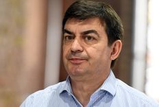 El candidato a gobernador de La Unión Menocina apuntó contra el gobernador por la propuesta de creación del programa de Transformación Digital. Foto: ALF PONCE MERCADO / MDZ