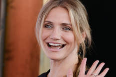 CAMERON DIAZ FUE CAPTADA POR LOS PAPARAZZIS. LA ACTRIZ SORPRENDIÓ CON SU ESTILO.