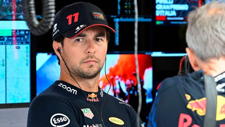 Checo podría perder su lugar en Red Bull. Foto: EFE