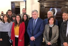 Germán Gómez y legisladores del Frente de Todos Foto: Twitter Germán Gómez