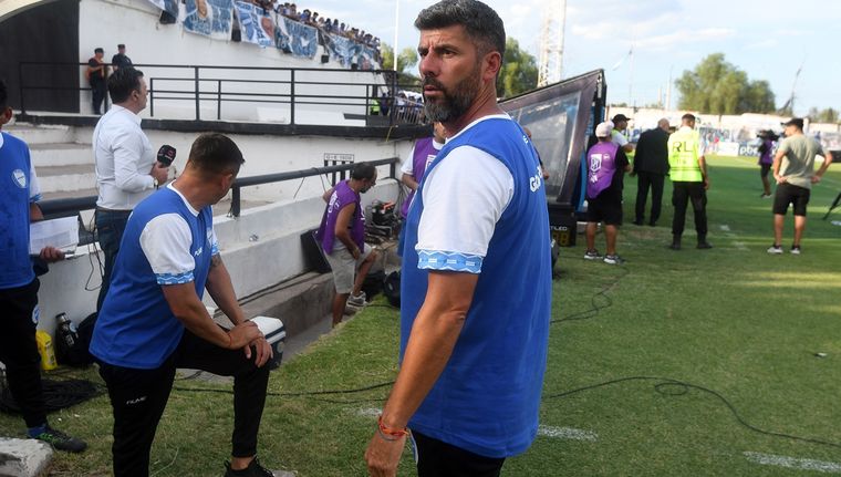 Pedernera tiene una extensa lista de delanteros a disposición. Foto: ALF PONCE MERCADO / MDZ