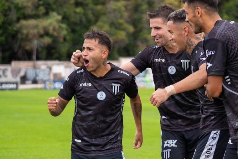 Andrada le dejó un mensaje a los hinchas de Gimnasia tras la victoria. Foto: Prensa Gimnasia