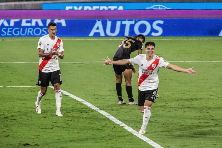 Julián Álvarez entró y marcó el segundo gol. Foto: Télam