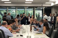 senado: el oficialismo insiste con el pedido de endeudamiento