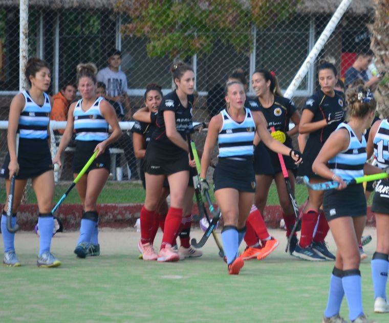 ALEMÁN LICEO HOCKEY Foto: Laura Zeier