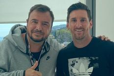 Rubén Uría, el periodista que logró la entrevista más codiciada con Lionel Messi. Foto: Twitter @rubenuria