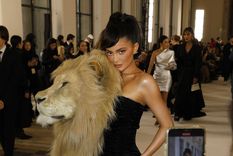 Dos estrellas y una marca en la mira: Kylie Jenner y Doja Cat con Schiaparelli Foto: Instagram