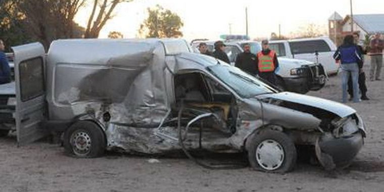 En un vehículo similar a este viajaba la familia maipucina. Foto: Web