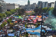 Marcha Federal Universitaria convocada en 2024 a la Plaza del Congreso.