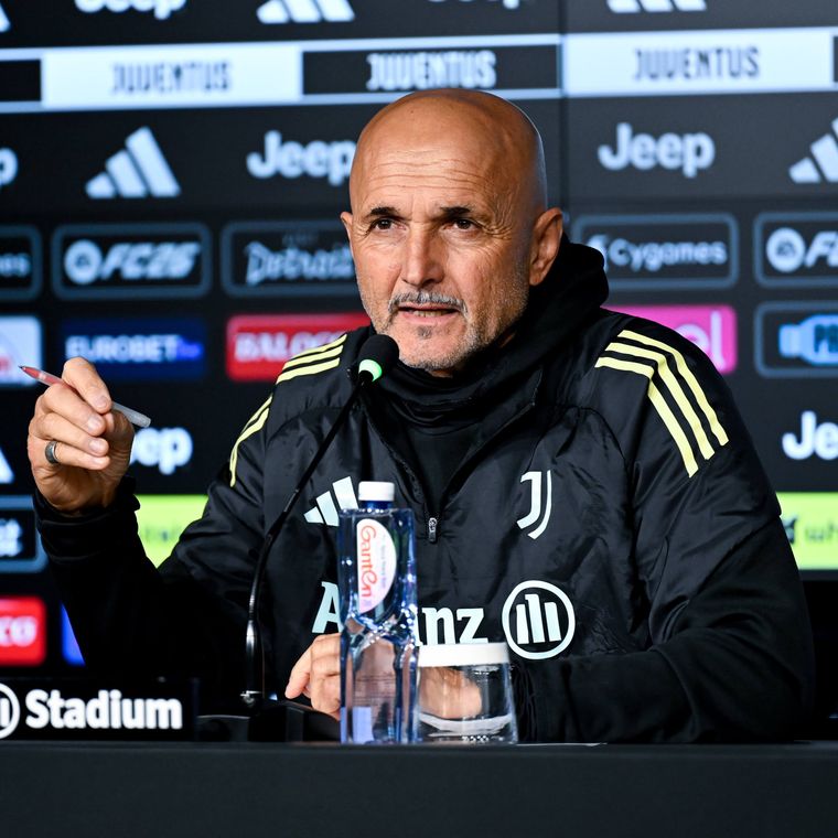 Spalletti busca reforzar la delantera con Icardi.