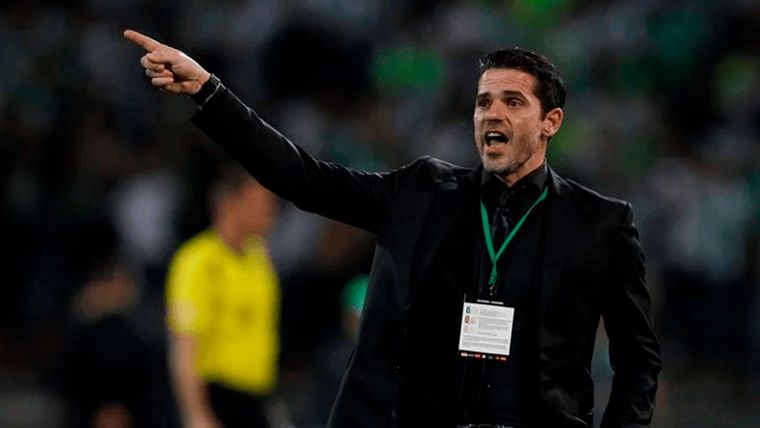 Gago cambia en Racing para buscar la remontada ante Atlético Nacional Foto: EFE