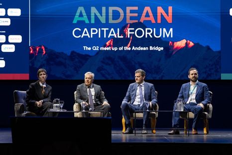 Mendoza fue sede del Andean Capital Forum, un evento que sigue ampliando su estrategia de convertirse en el hub financiero de la minería. Mendoza fue sede del Andean Capital Forum, un evento que sigue ampliando su estrategia de convertirse en el hub financiero de la minería.