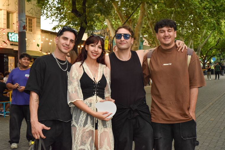 Lain, Vals, Franco y Joaquín. Lain, Vals, Franco y Joaquín.