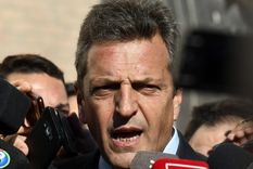 Las malas noticias a días de las elecciones complican los planes del ministro Sergio Massa. Foto: ALF PONCE MERCADO / MDZ