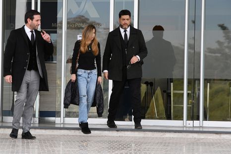 Macías junto a sus abogados Foto: ALF PONCE MERCADO / MDZ