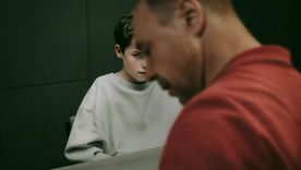 Posiblemente, habrá una segunda temporada de la miniserie que explota en Netflix. Foto: Cortesía / Netflix