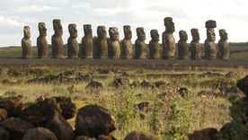 Los monolitos están hechos de una piedra blanda y porosa. Los monolitos están hechos de una piedra blanda y porosa.