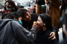 Niña de 10 años fue gaseada en el Congreso durante la represión policial. Foto: Camila Alonso Suárez