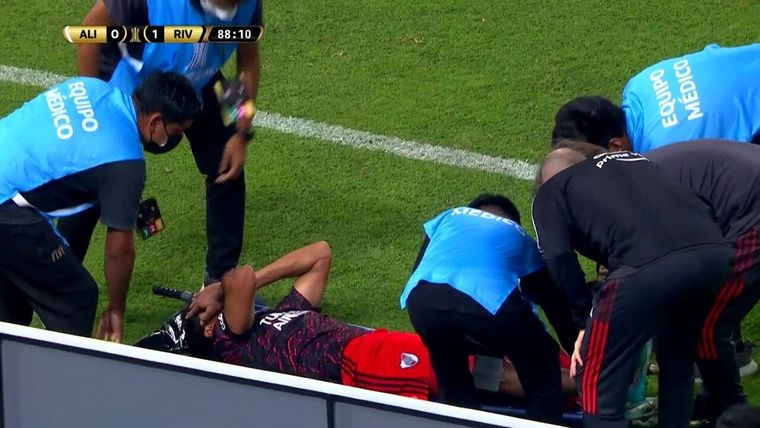 Rojas sufrió una durísima lesión ante Alianza Lima.