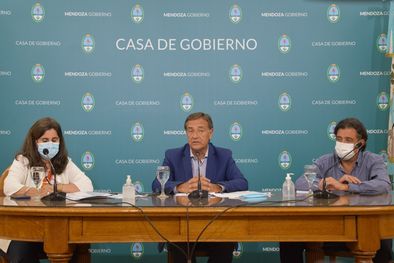 MDZol | Suárez, Nadal e Ibañez en la conferencia de esta tarde. Foto: Prensa Gobierno de Mendoza