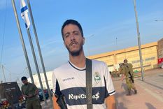 Natán De Leo es un cineasta platense que integra las fuerzas militares de Israel. Foto: La Cielo Natán De Leo es un cineasta platense que integra las fuerzas militares de Israel. Foto: La Cielo