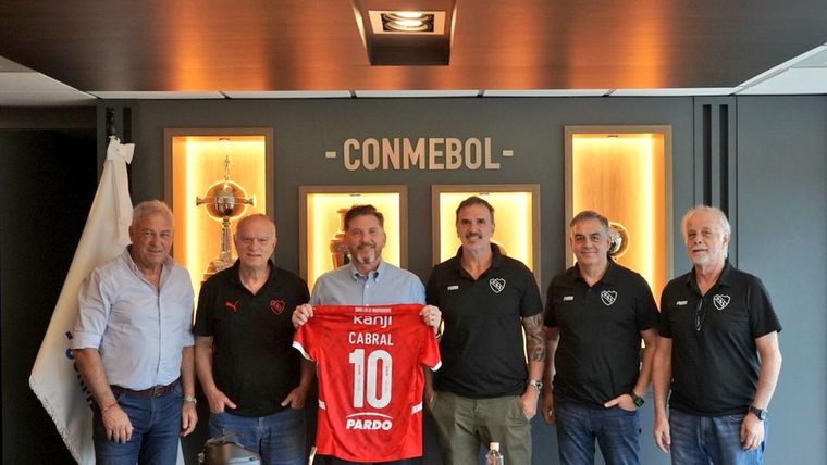 Independiente destrozó a Alejandro Domínguez y la Conmebol tras ser descalificado de la Copa. El Rojo no se guardó nada.