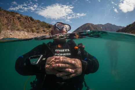 La Grieta es el nuevo espacio de buceo en el dique Potrerillos. Foto: Gobierno de Mendoza La Grieta es el nuevo espacio de buceo en el dique Potrerillos. Foto: Gobierno de Mendoza