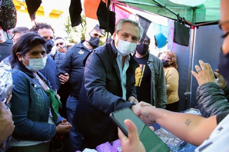 Alberto Fernández recorrió la feria de Avellaneda Foto: Gentileza