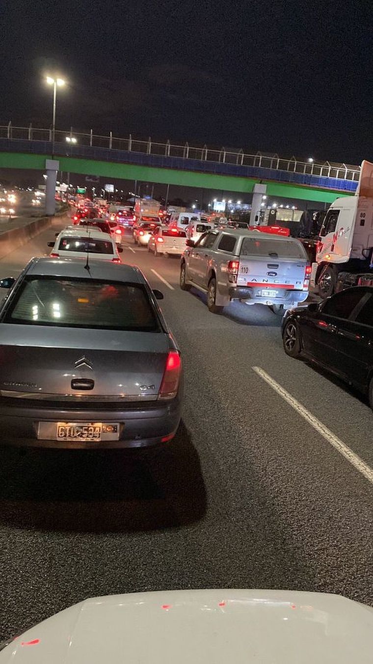 Dos autopistas bonaerenses tendrán subas de tarifas tras las audiencias públicas de octubre. Foto: Twitter: @pviloutaoficial